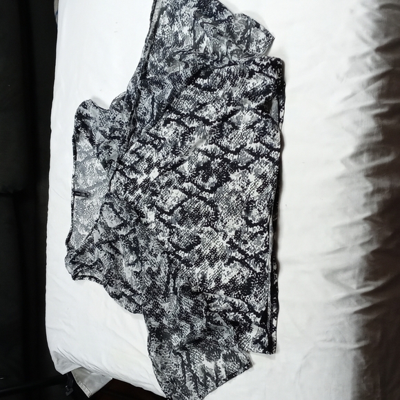 Forever Jade XL womens sleeveless layered blouse - Picture 4 of 8